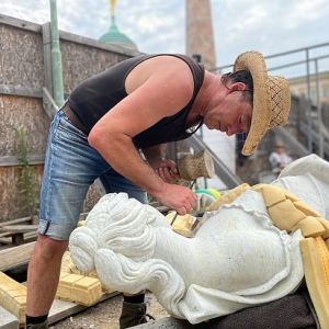 aufstellung-mit-figur.jpg